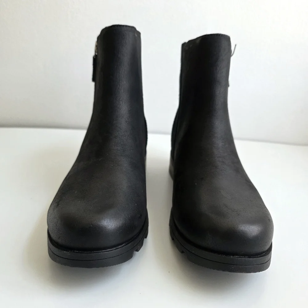 NEW Sorel Emelie Zip Bootie 7